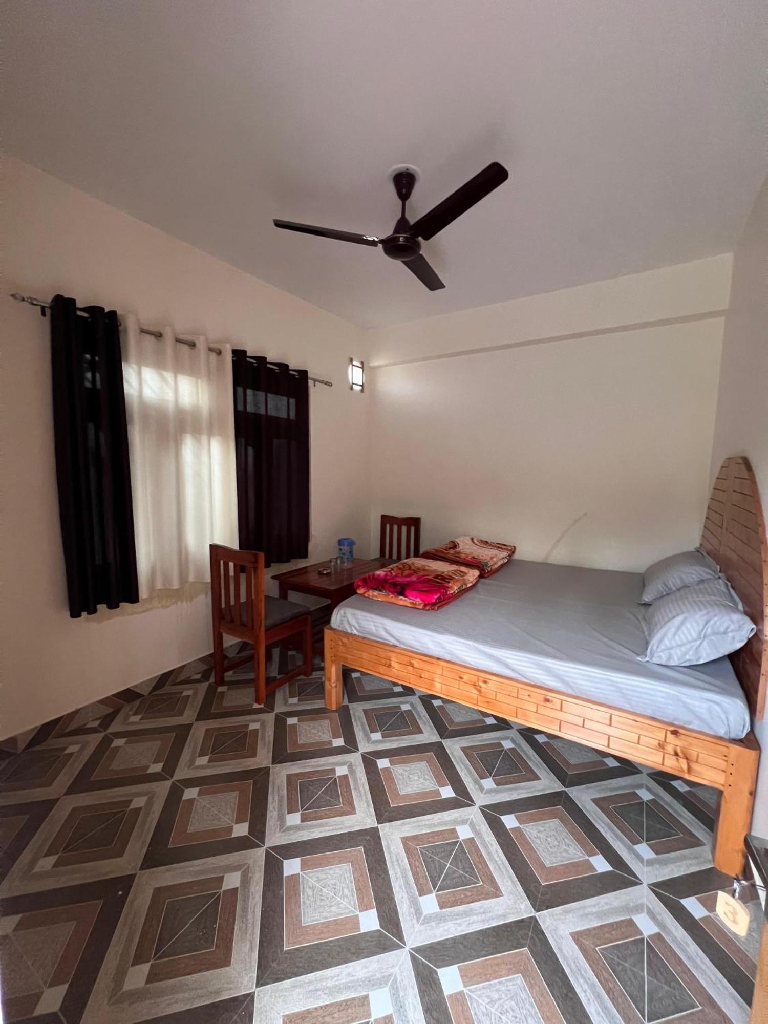 Binsar Royal Homestay Dhaulchhina, Almora Eksteriør billede